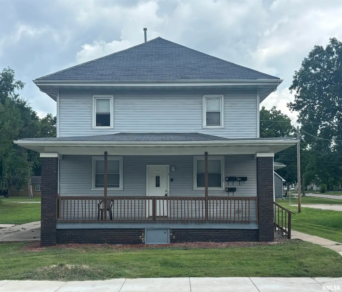 308 W Adams Street #3, Macomb, IL 61455 - #1