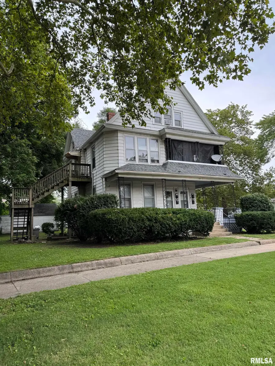 601 W Edwards Avenue, Springfield, IL 62704 - #3