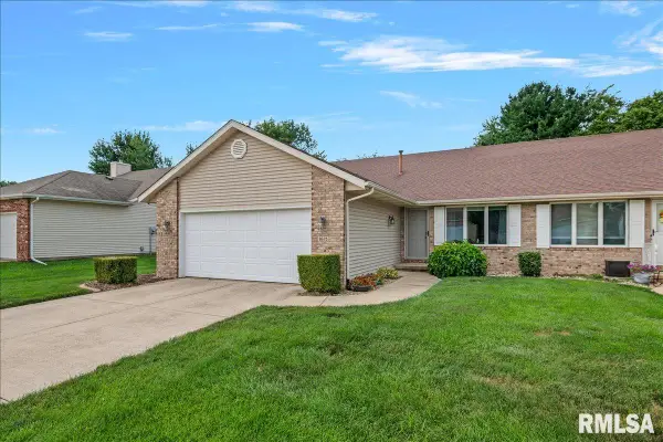 1615 Woodmore Drive, Springfield, IL 62711