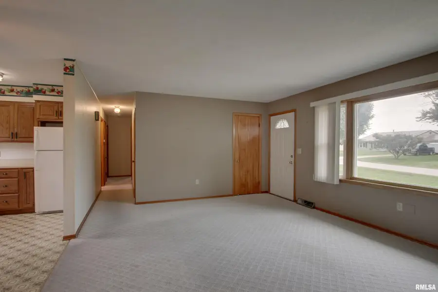 5223 S Willer Drive, Quincy, IL 62305 - #3