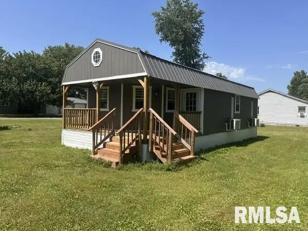301 3rd Street, Manchester, IL 62663