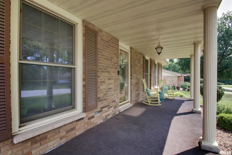 2425 Green Acres, Quincy, IL 62301 - #3