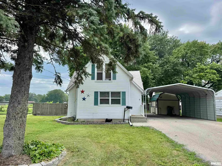 966 Locust Street, Galesburg, IL 61401 - #2