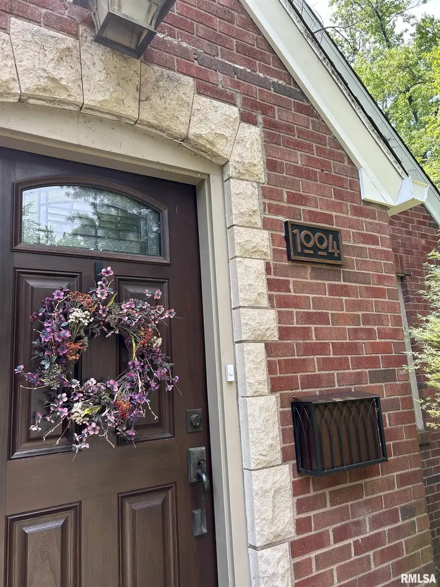 1004 Bryn Mawr Boulevard, Springfield, IL 62703 - #2