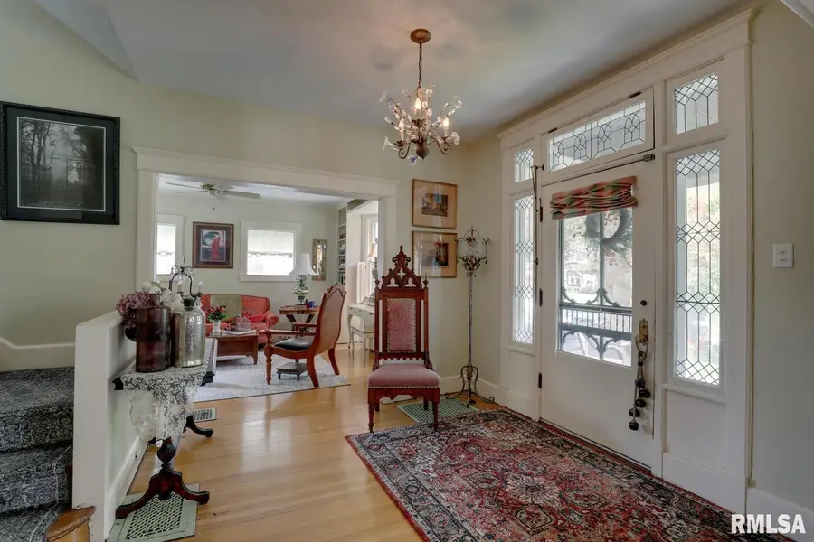 1805 Grove Avenue, Quincy, IL 62301 - #3
