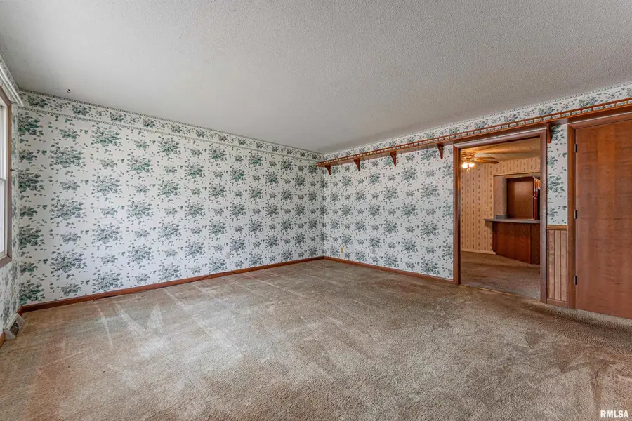 205 Teal Drive, Chatham, IL 62629 - #3