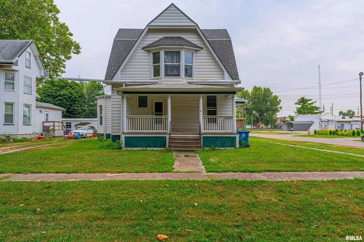 200 NE 2nd Street, Atlanta, IL 61723 - #1