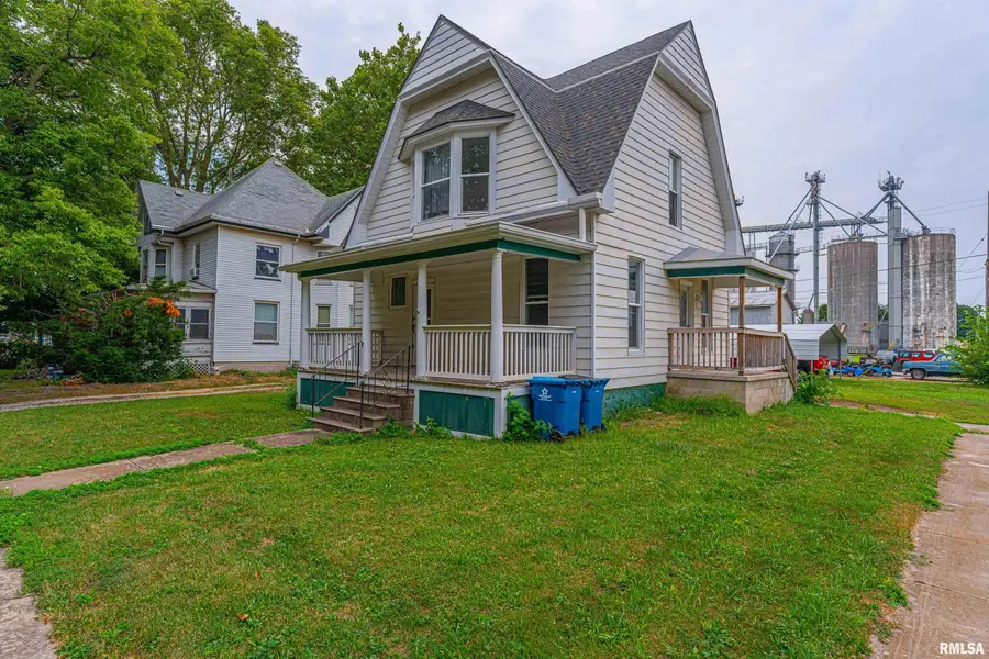 200 NE 2nd Street, Atlanta, IL 61723 - #2