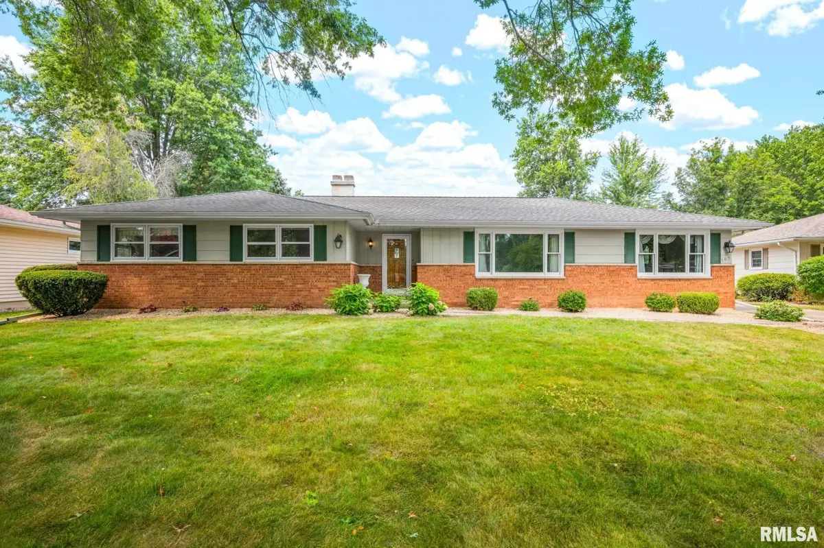705 Pleasant Drive, Knoxville, IL 61448 - #1