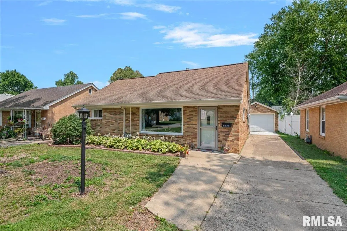 2436 Whittier Avenue, Springfield, IL 62704 - #1