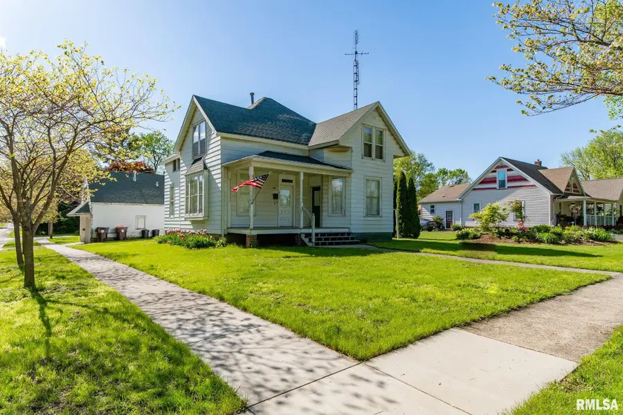 619 S State Street, Lincoln, IL 62656 - #2