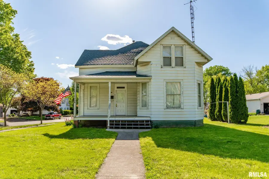 619 S State Street, Lincoln, IL 62656 - #3