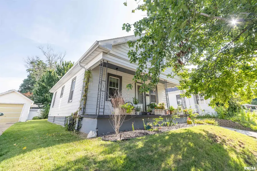 2107 Payson Avenue, Quincy, IL 62301 - #2