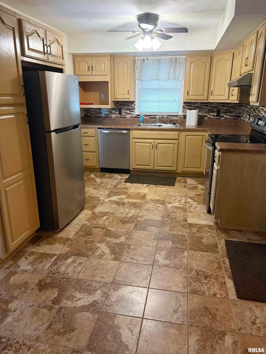 24 Longbow Lane, Springfield, IL 62704 - #3