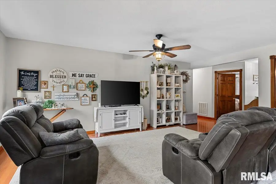 23394 Wagon Wheel Circle, Athens, IL 62613 - #3