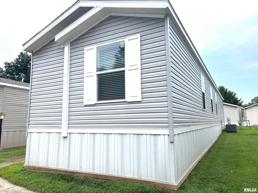 1515 N Lincoln Avenue #69, Springfield, IL 62702 - #2