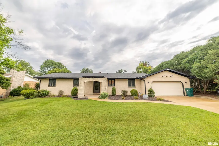 2911 Sonata Drive, Quincy, IL 62301 - #2
