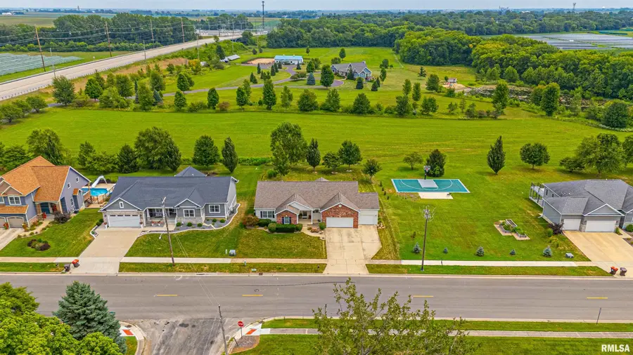 1516 N Union Street, Lincoln, IL 62656 - #2