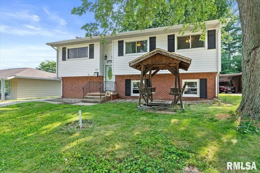 1334 Johnson Lane, Springfield, IL 62702 - #3