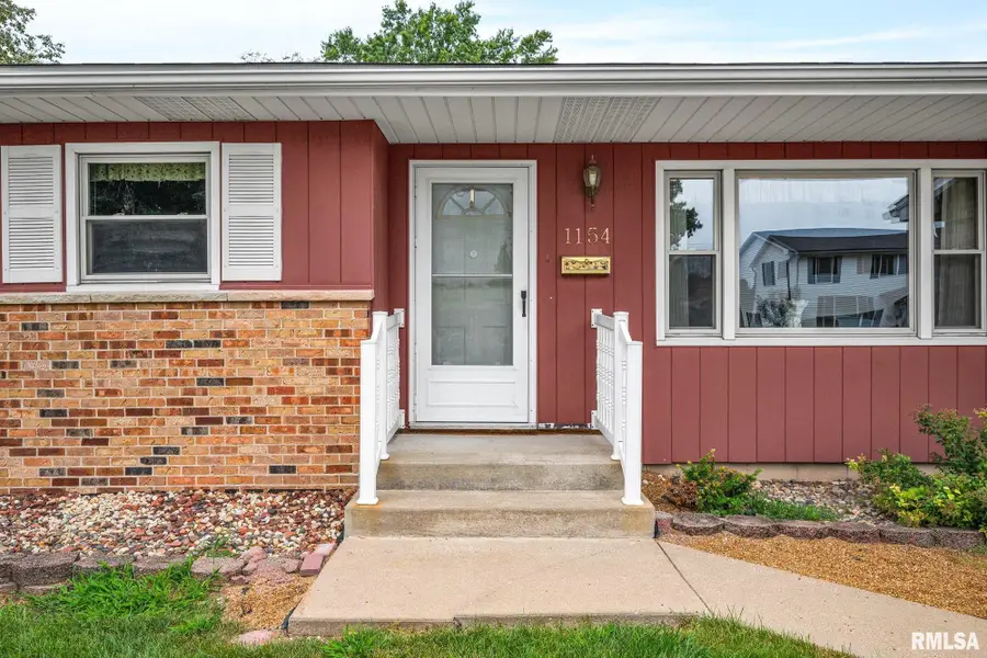 1154 Sweetbriar Place, Galesburg, IL 61401 - #2