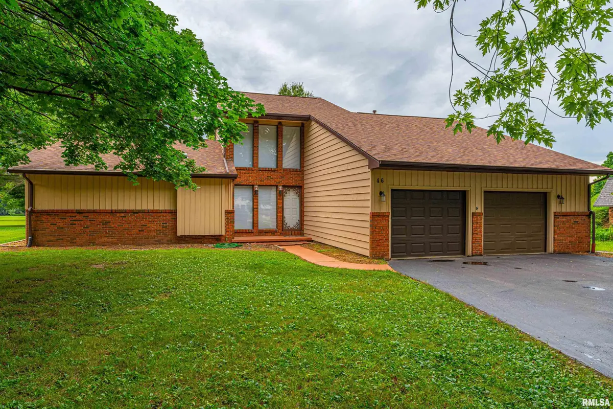 46 Illini Drive, Lincoln, IL 62656-0000 - #1