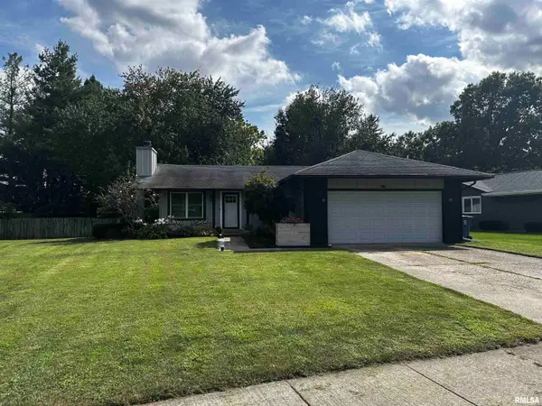 10 Leeds Drive, Springfield, IL 62702
