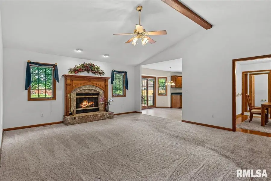 2213 Renwick Drive, Springfield, IL 62711 - #2
