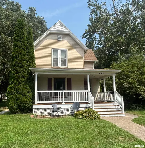 633 E Grove Street, Galesburg, IL 61401