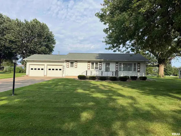1802 Willer Drive North, Quincy, IL 62305
