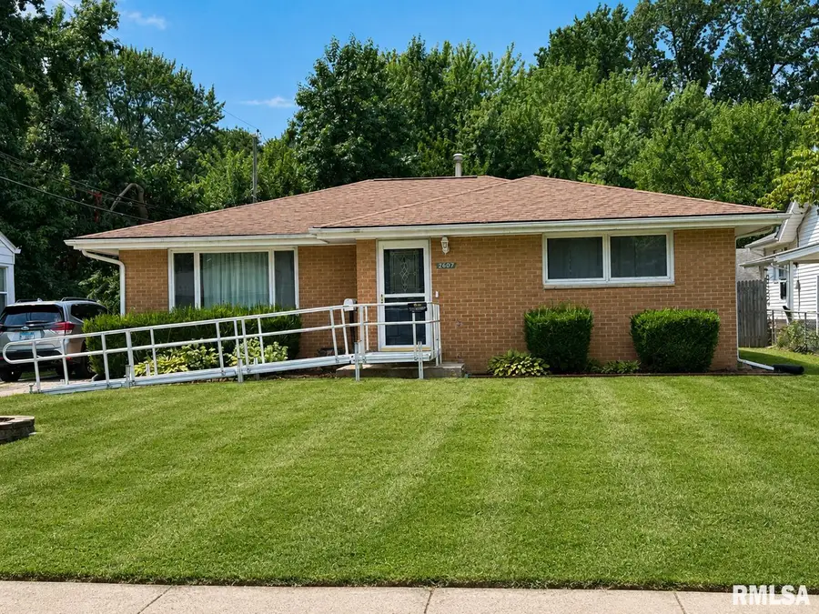2607 S Lincoln Avenue, Springfield, IL 62704 - #2