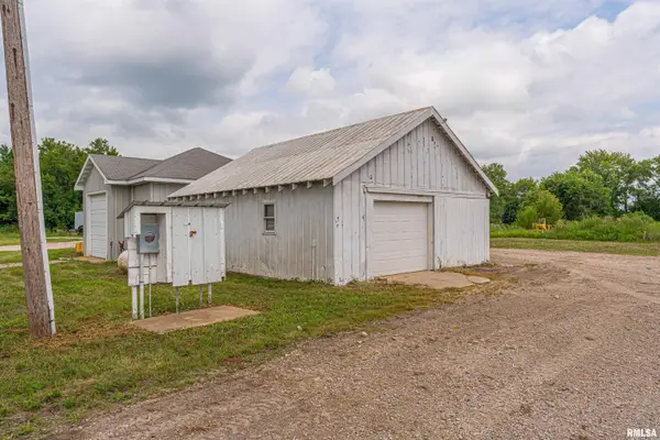 415 S Garden Street, Pulaski, IL 62548