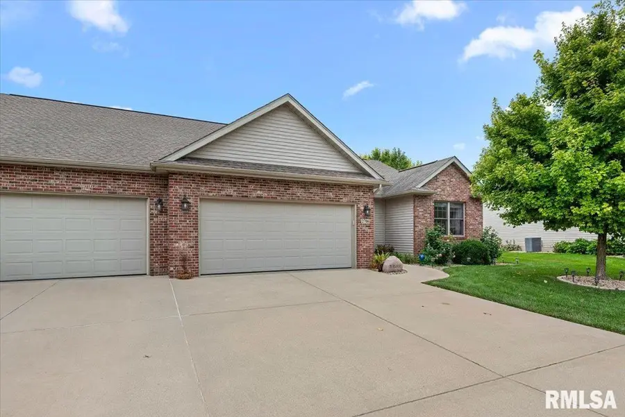 2706 Buckskin Trail, Springfield, IL 62711 - #2