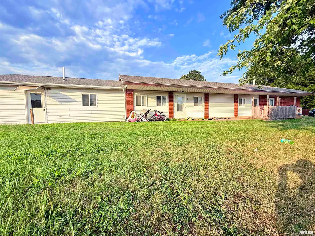 114 Central Avenue, Kincaid, IL 62540 - #1