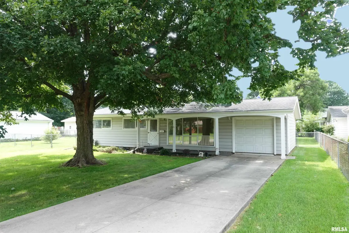 1232 N West Street, Galesburg, IL 61401 - #1