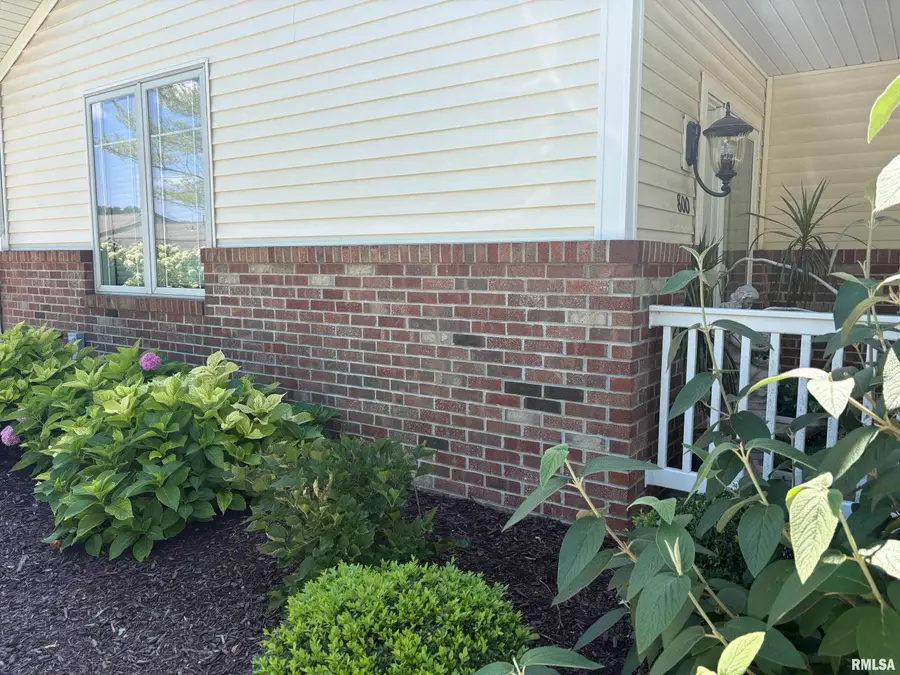 800 Longleaf Court, Springfield, IL 62711 - #3