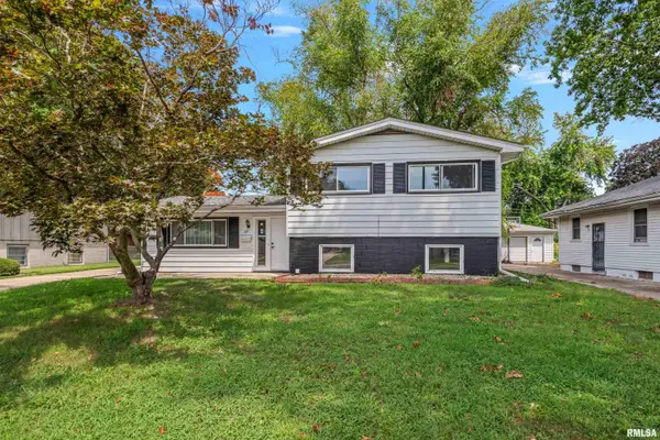 28 Bel Aire Drive, Springfield, IL 62703