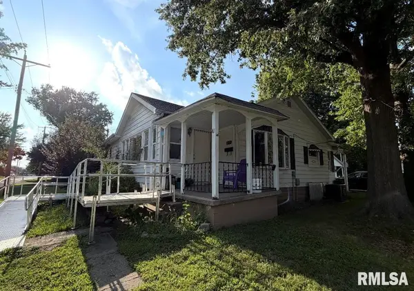 1201 W England Street, Taylorville, IL 62568