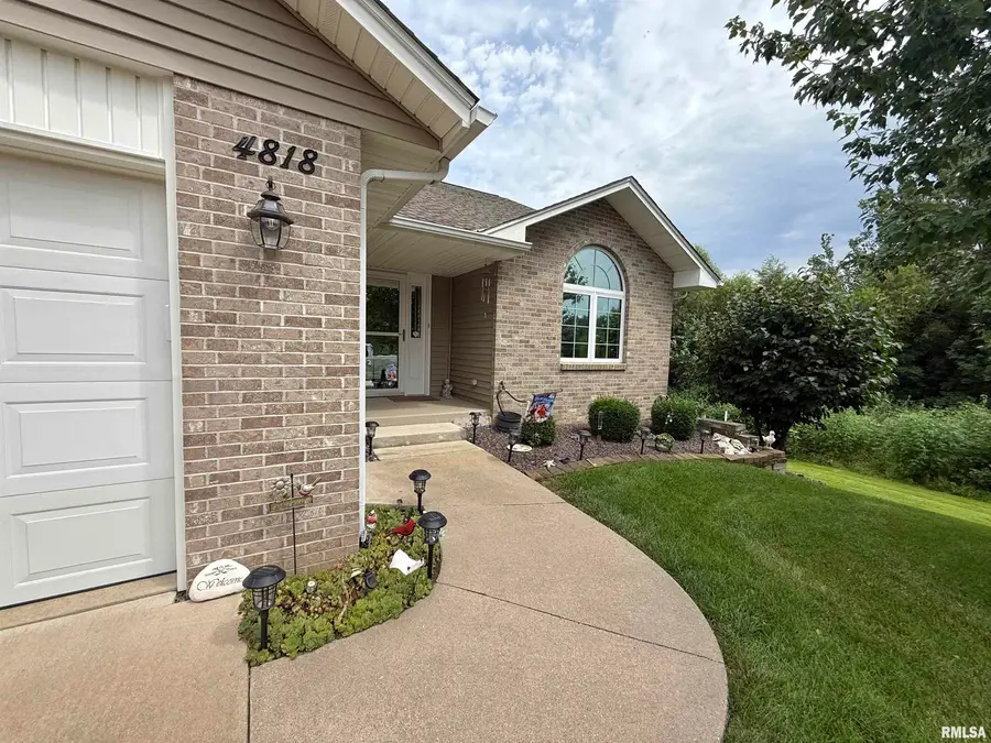 4818 Chestnut Street, Quincy, IL 62305 - #2