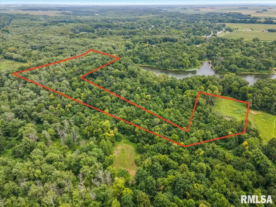 2825 E Park Street, Taylorville, IL 62568 - #2