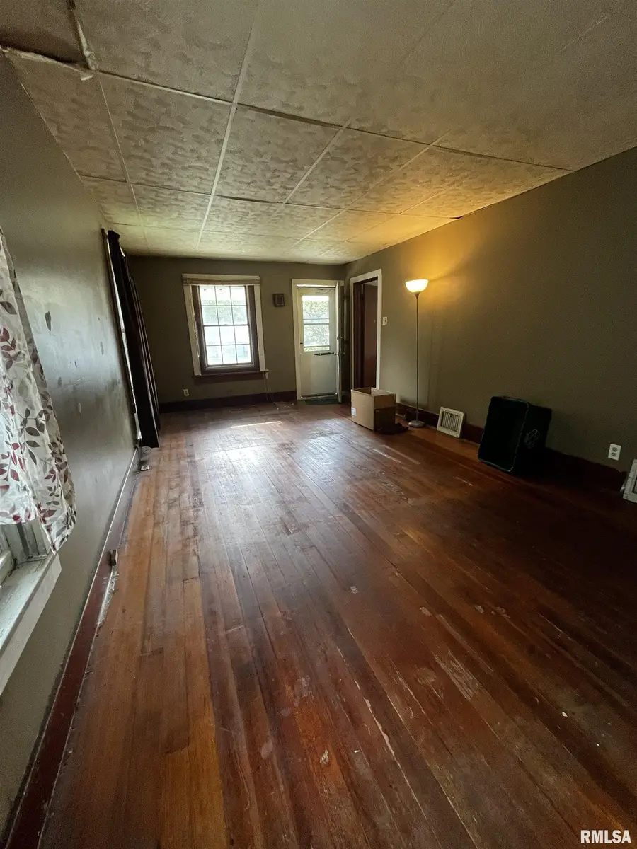 2824 S 16th Street, Springfield, IL 62703 - #3