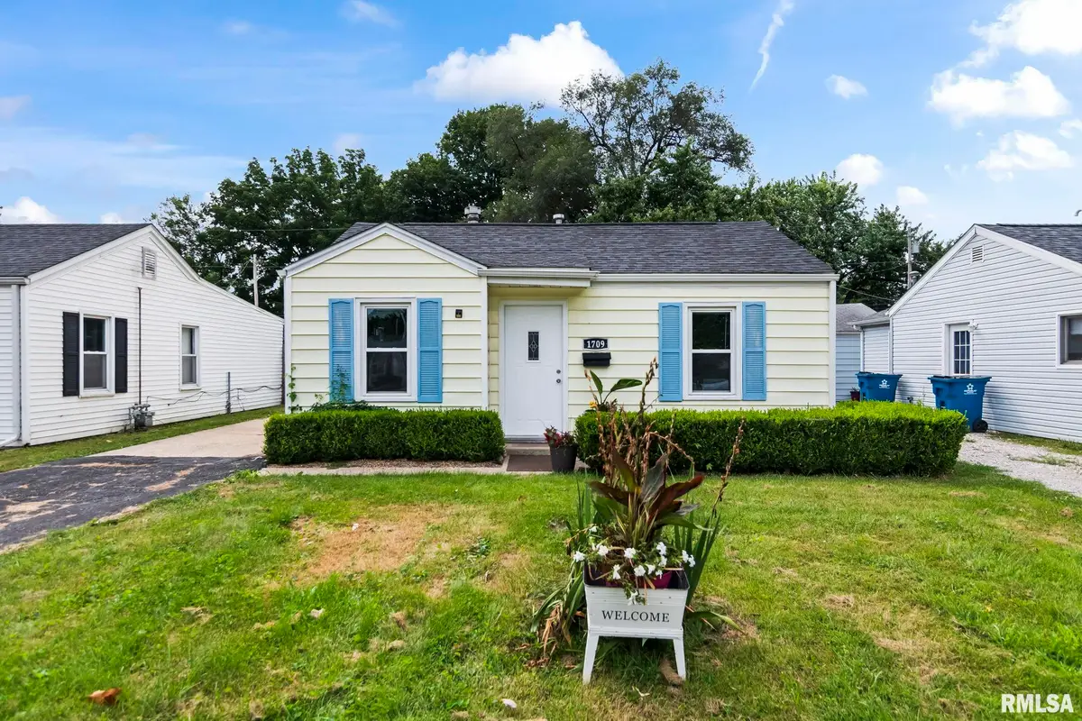 1709 N 20th Street, Springfield, IL 62702 - #1