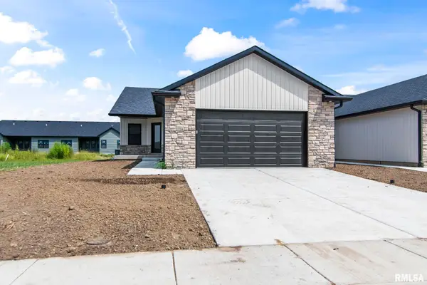 1704 Ambleside Drive, Springfield, IL 62711