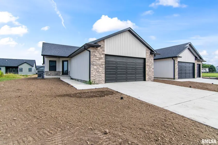 1704 Ambleside Drive, Springfield, IL 62711 - #3