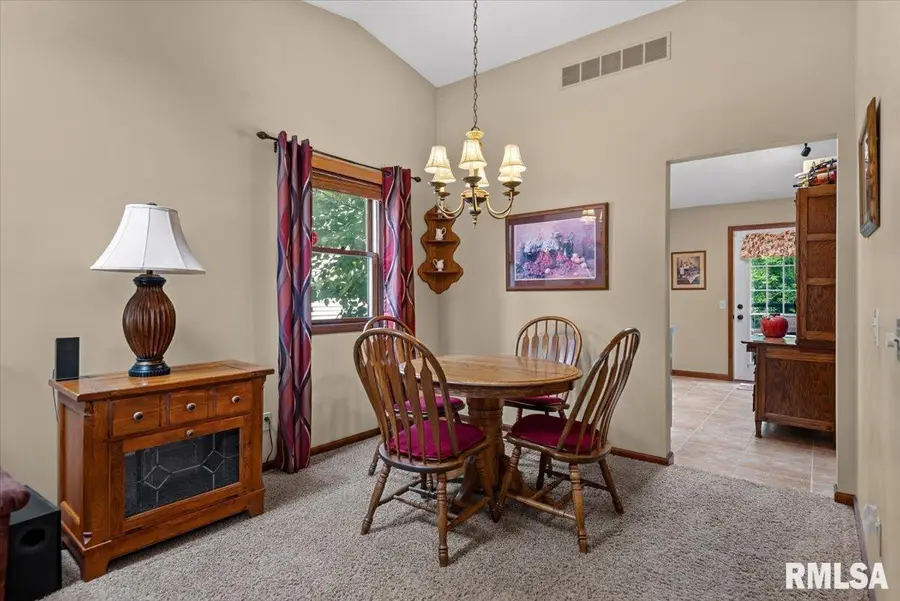 108 Astoria Road, Springfield, IL 62704 - #3
