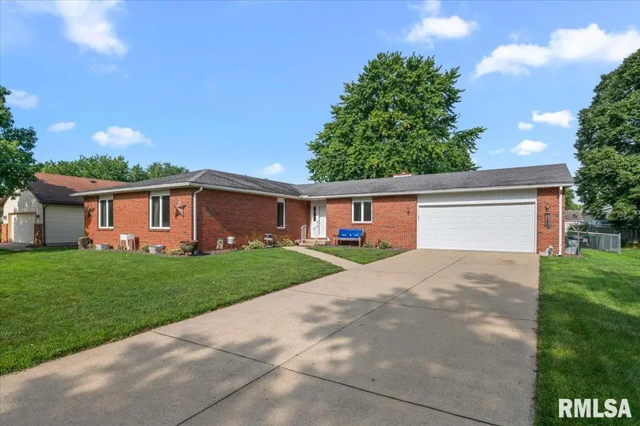 3313 Branchwood Drive, Springfield, IL 62704 - #2