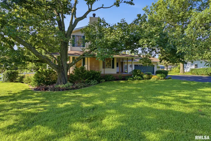 1404 12th Avenue, Viola, IL 61486 - #3