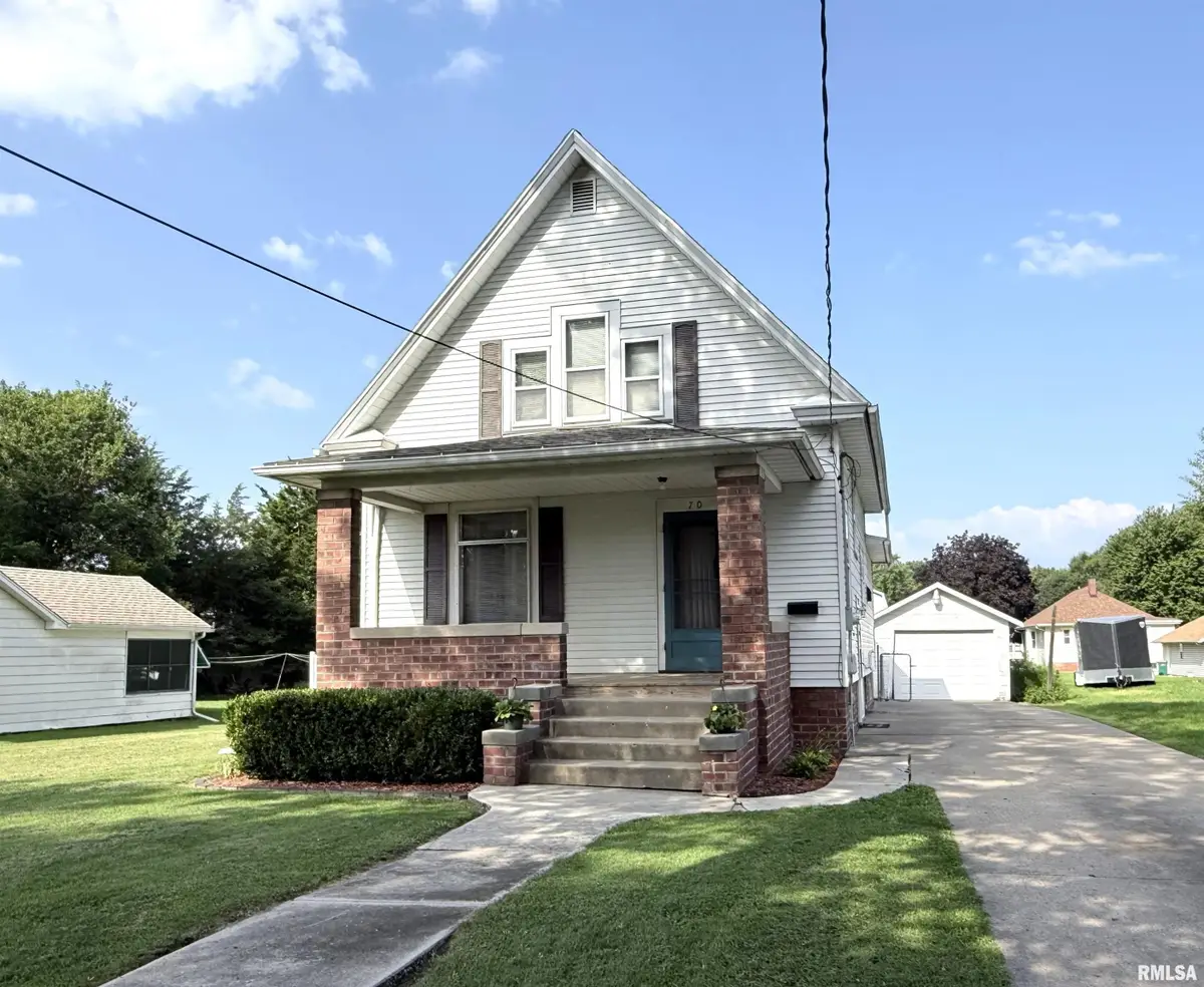 70 Lake Street, Galesburg, IL 61401 - #1