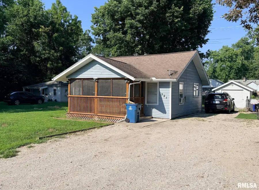 521 N Daniel Avenue, Springfield, IL 62702 - #2
