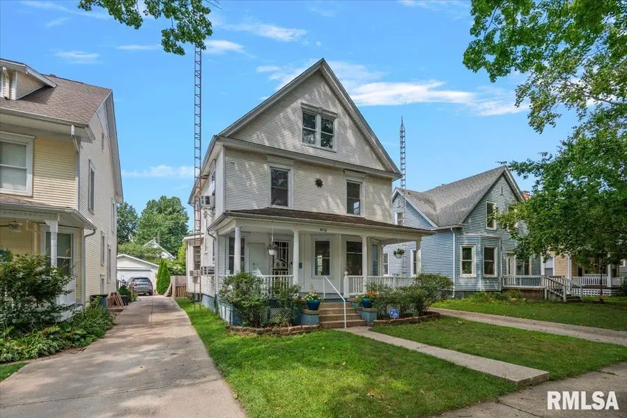 815 S Douglas Avenue, Springfield, IL 62704 - #3