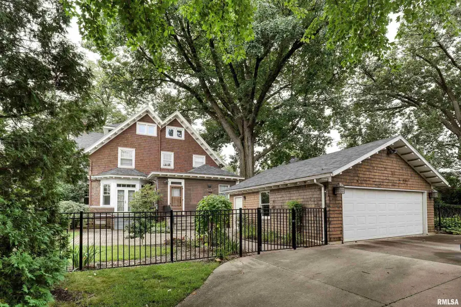 1875 Grove Avenue, Quincy, IL 62301 - #2